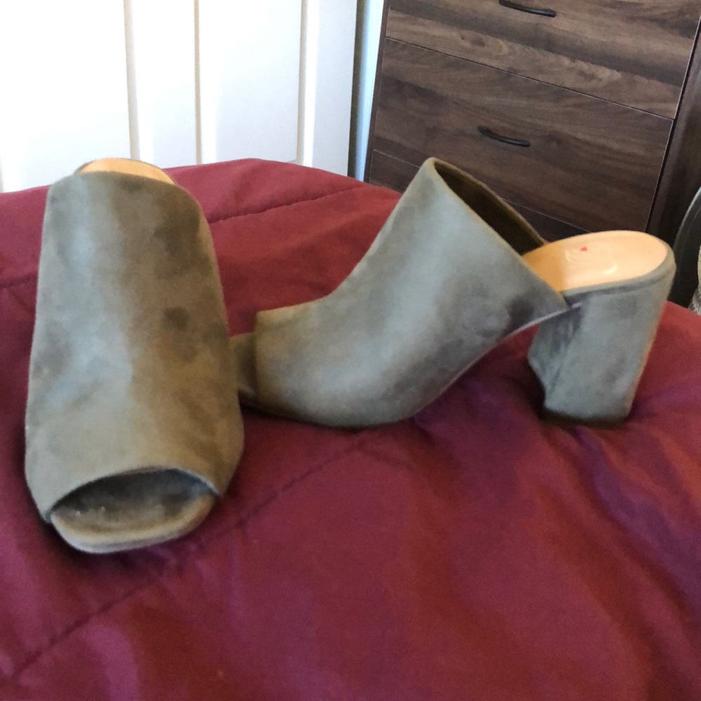 Green Heels